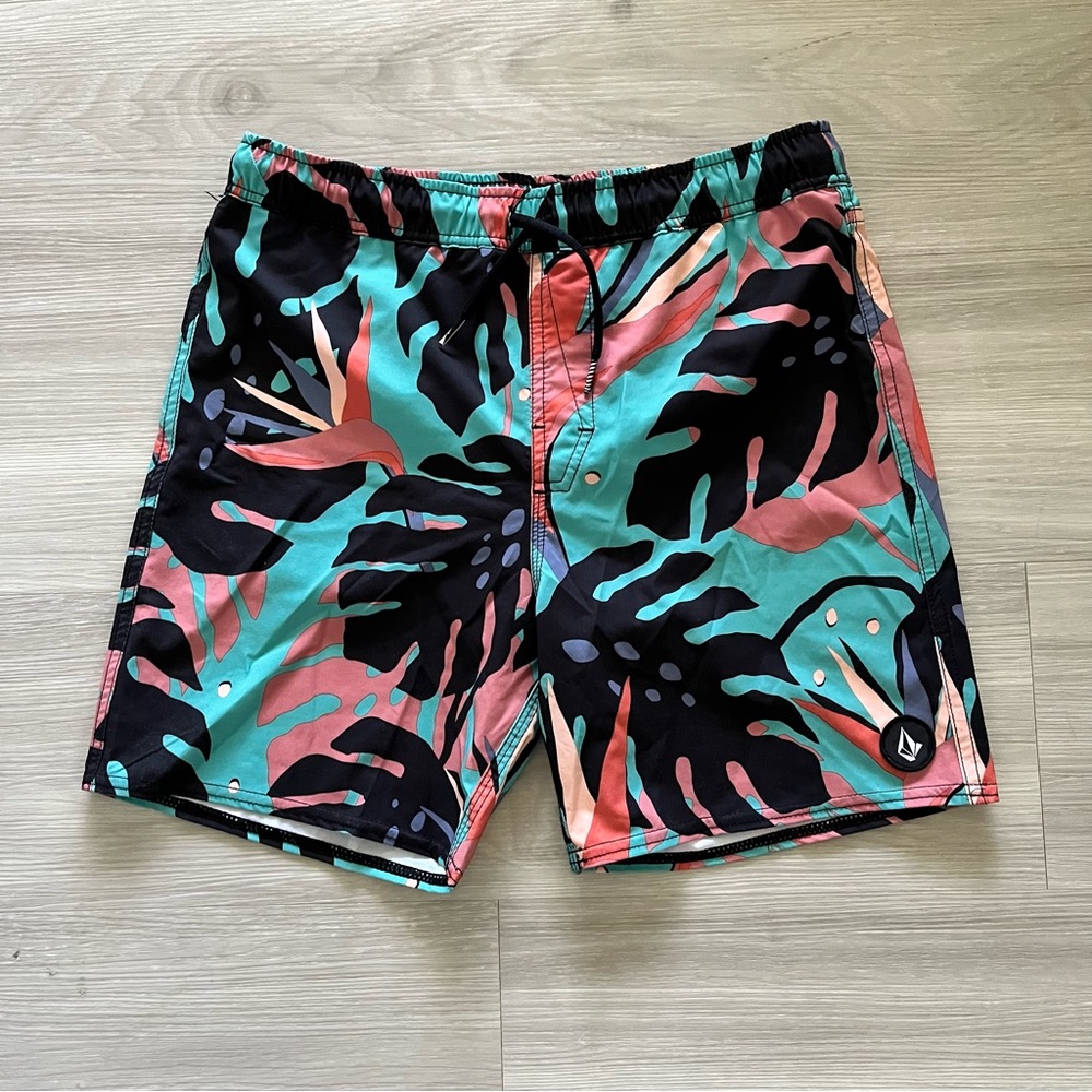 Volcom Kids Swim Trunks - Monstera Surf Shorts Size : Youth L